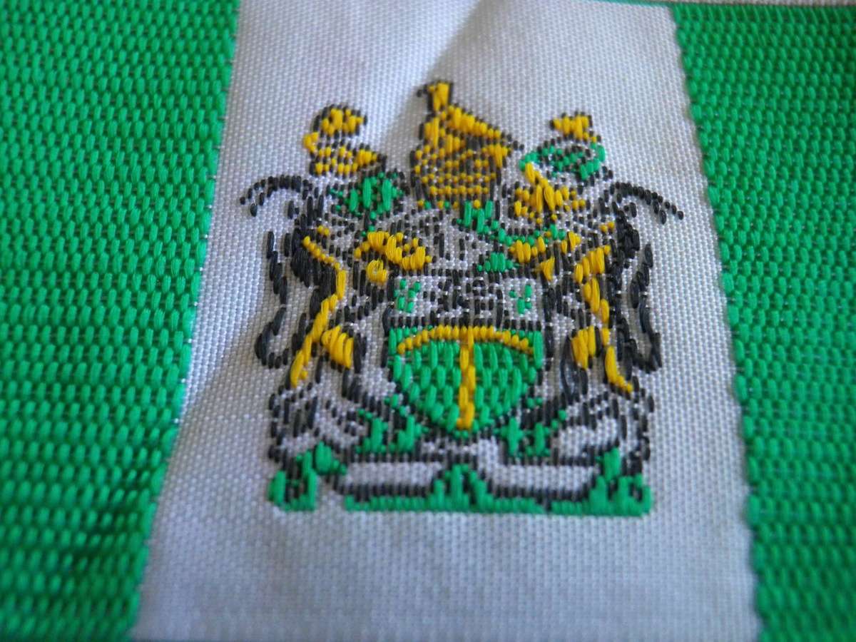 RHODESIAN SMALL SILK EMBROIDERED FLAG, USED UNOFICIALLY ON ARMY CAMMO - SIZE 7.3 X 3.3cm  (278)