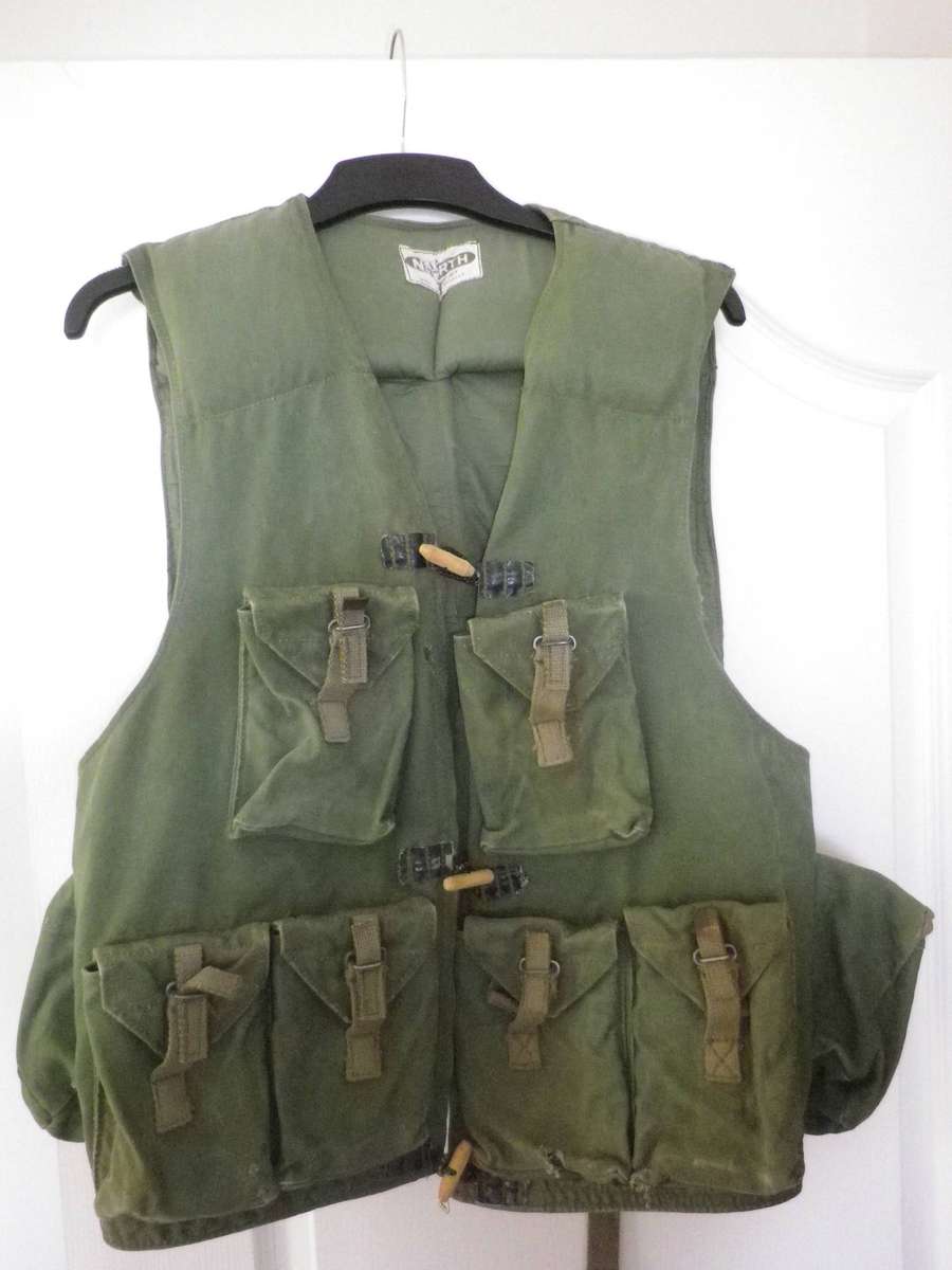 RHODESIAN ARMY - GREEN FIREFORCE JACKET - MADE NORTHS - SIZE 107CM     (267)