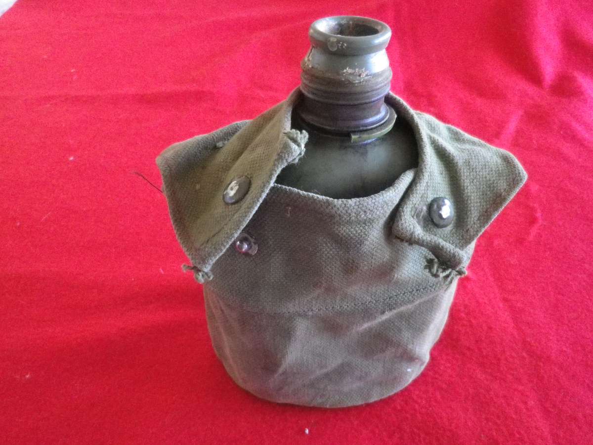 RHODESIAN ARMY - WATER BOTTLE + POUCH + FIRE BUCKET - LID MISSING - INSCRIBED ON FIRE BUCKET (8970)