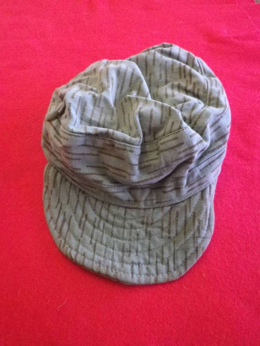 RHODESIAN BUSH WAR PICK UP - E GERMAN RAIN PATT. CAP, VERY SMALL SIZE - RIM 51CM/20" - GOOD DISPLAY