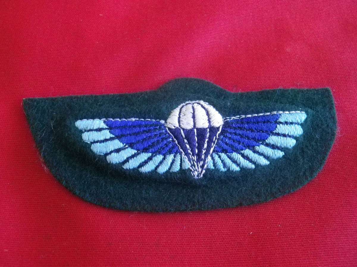 RHODESIAN - SAS EMBROIDERED PADDED PARA WINGS - GREENS DRESS        (5040)