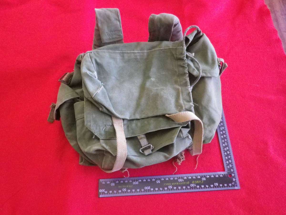 RHODESIAN ARMY SMALL SIZE P69 RUCKSACK - UNCOMMON - BELONGED TO A SELOUS SCOUT (244)