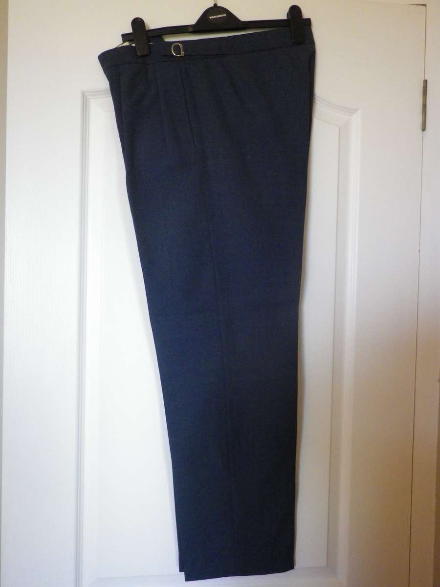 RHODESIAN AIR FORCE - FLIGHT SERGEANTS NO1  BLUE TUNIC + TROUSERS + GLOVES - GOOD CONDITION (8692)