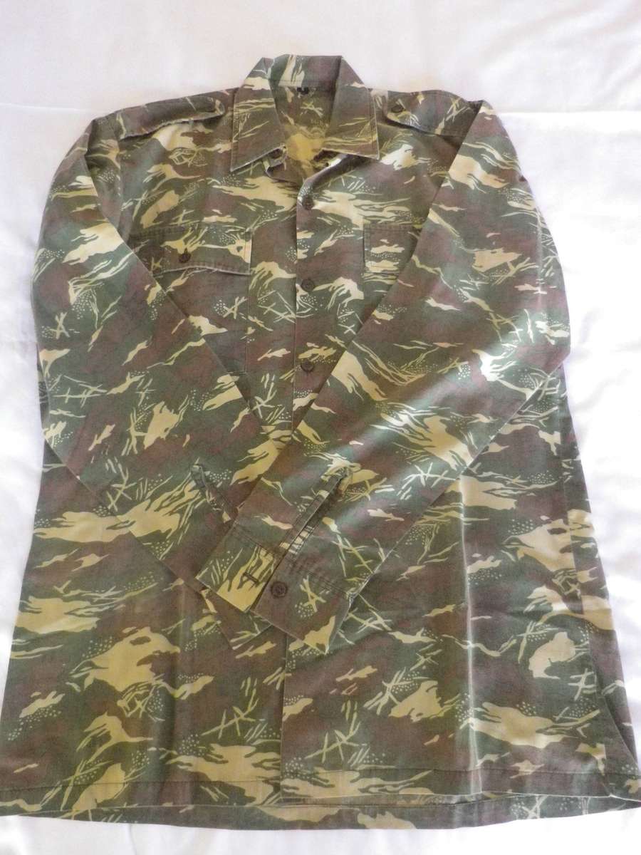 SWAPOL / KOEVOET - LIZZARD PATT. LS COTTON / SUMMER CAMMO SHIRT  - SIZE SMALL -  SIZES BELOW (447)