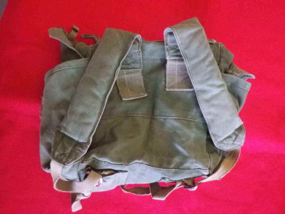 RHODESIAN ARMY SMALL SIZE P69 RUCKSACK - UNCOMMON - BELONGED TO A SELOUS SCOUT (244)