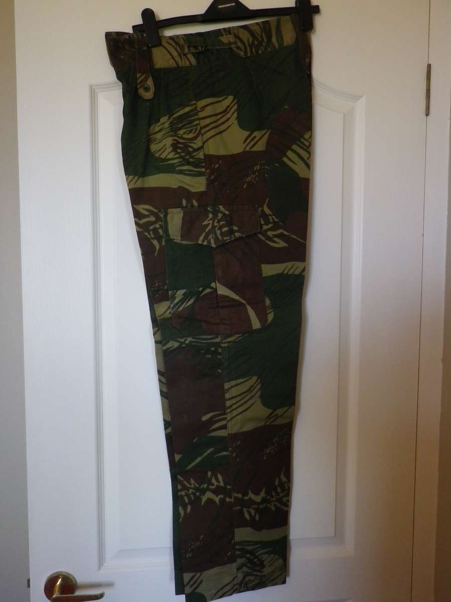 RHODESIAN ARMY - CAMMO TROUSERS - MADE PARAMOUNT - GOOD CONDITION     (8695)