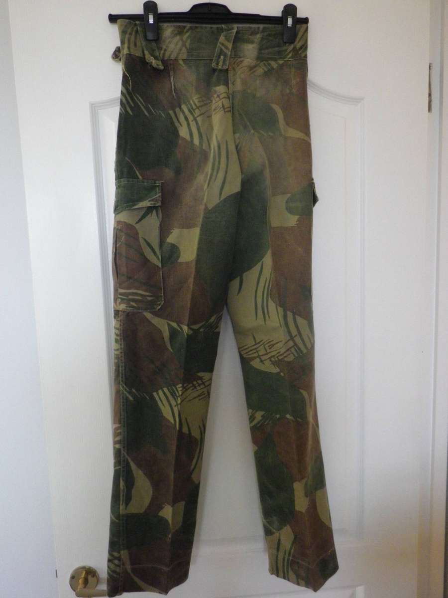 RHODESIAN ARMY CAMMO TROUSERS - MISSING 5 BUTTONS,  SIZES BELOW (S)   (253)
