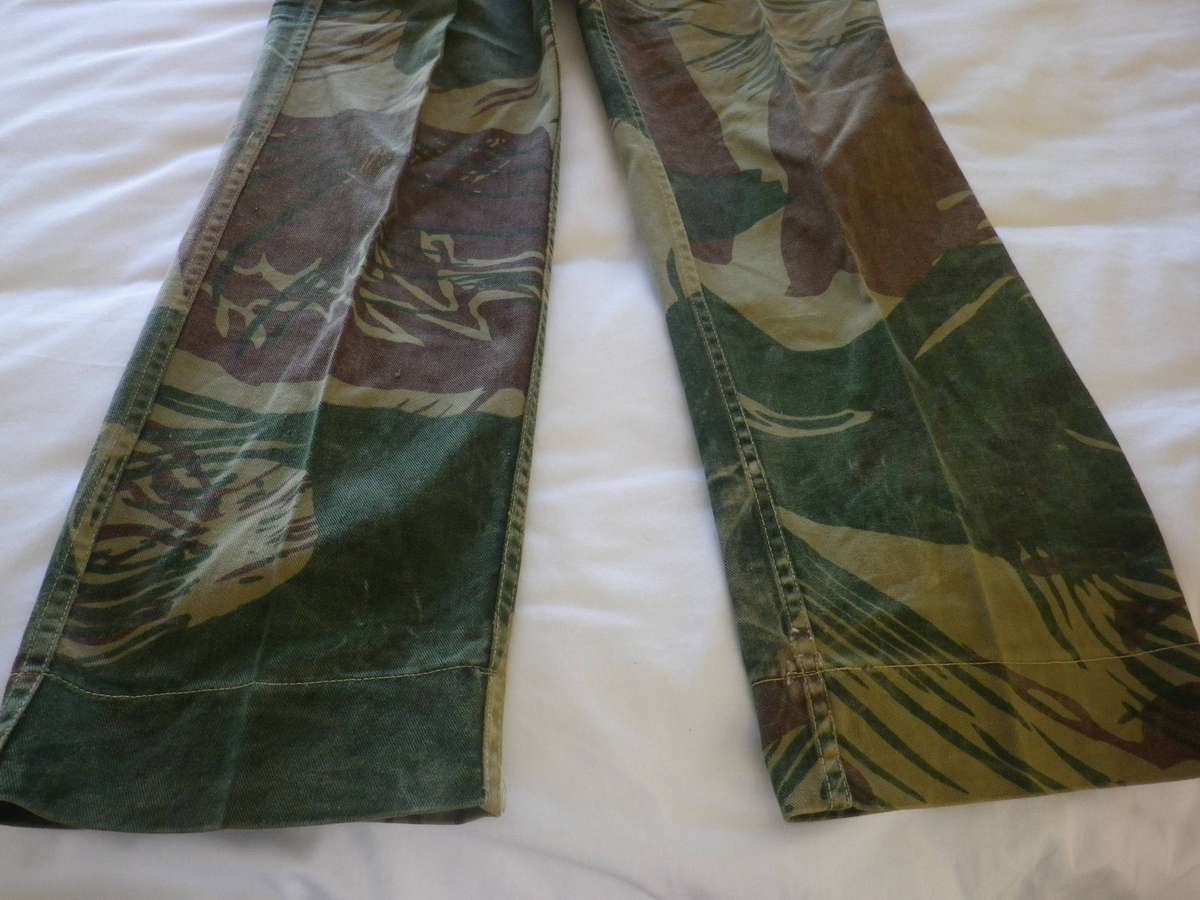 RHODESIAN ARMY CAMMO TROUSERS - MISSING 5 BUTTONS,  SIZES BELOW (S)   (253)