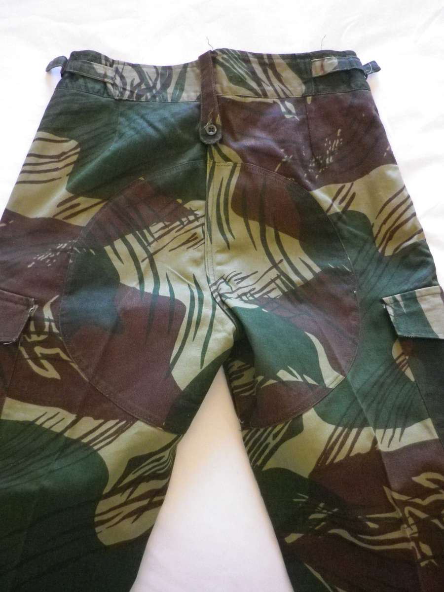 RHODESIAN ARMY - CAMMO TROUSERS - MADE PARAMOUNT - GOOD CONDITION     (8695)