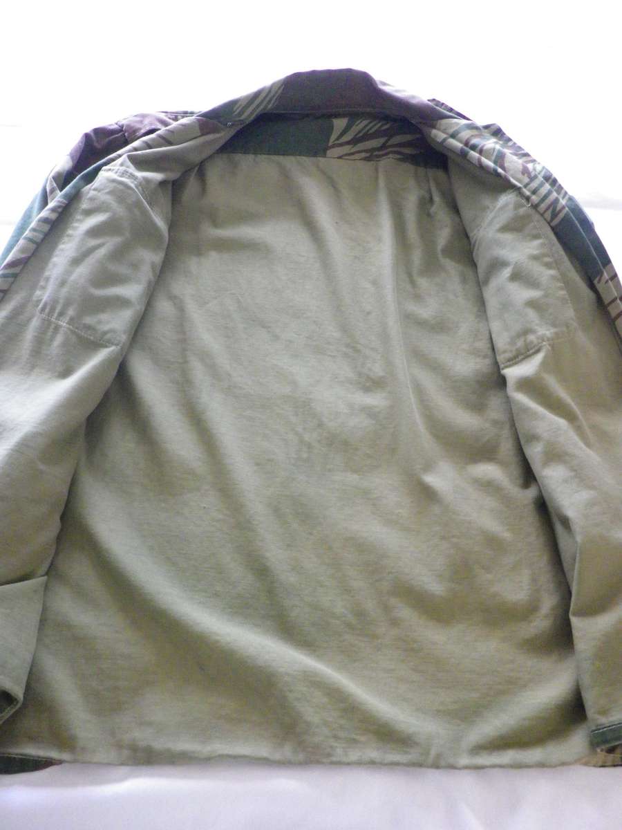 RHODESIAN ARMY LONG SLEEVE CAMMO SHIRT - SIZE M, MEASUREMENTS BELOW    (206)