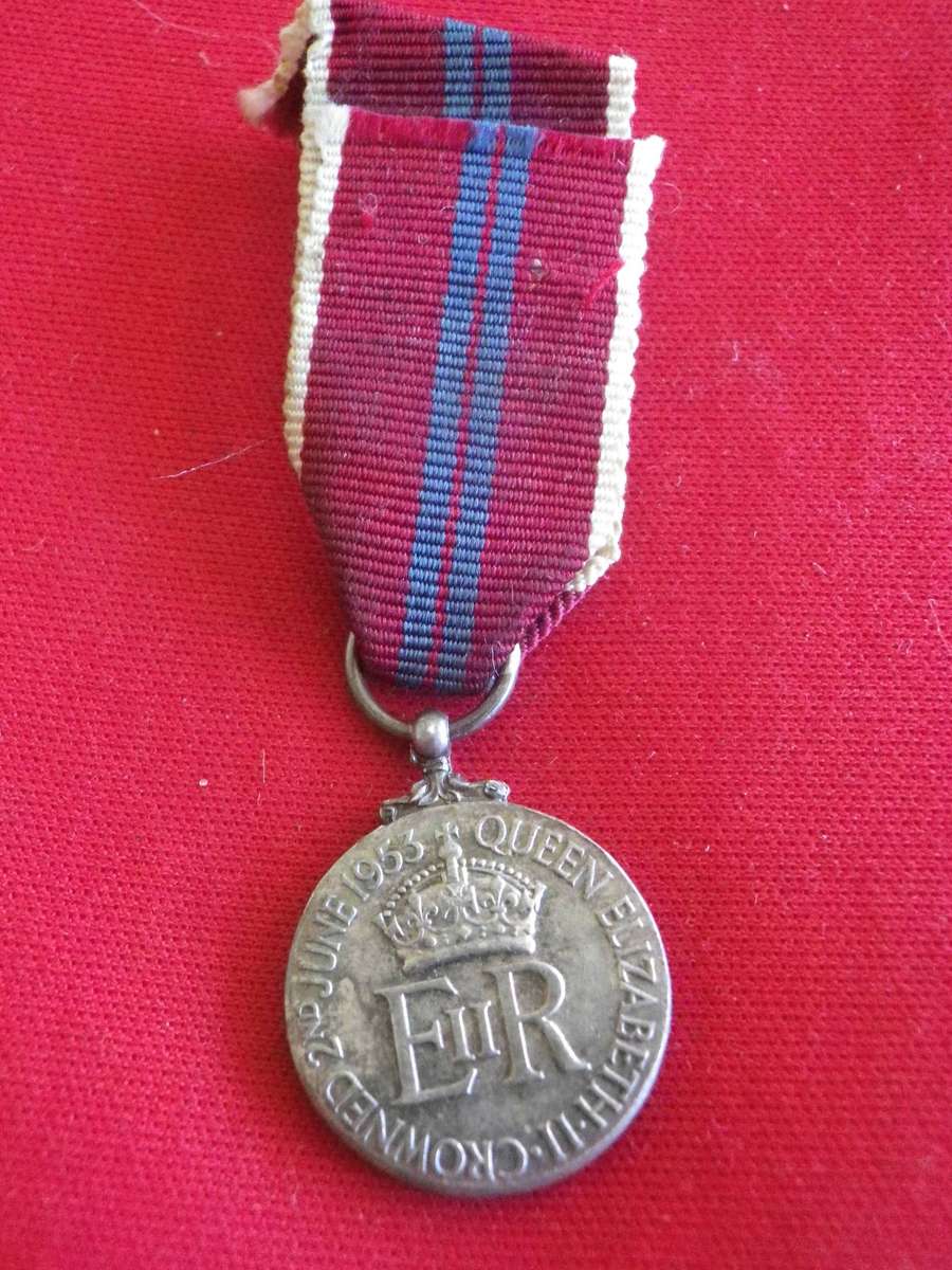BRITISH - QEII CORONATION MINIATURE MEDAL - 2ND JUNE 1953    (4025)