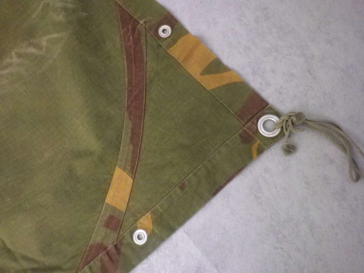 RHODESIAN BUSH WAR PICK UP -YUGOSLAV BIVVY/SHELTER, AS USED BY A SERVICEMAN -SIZE 174cmx163cm (8965)