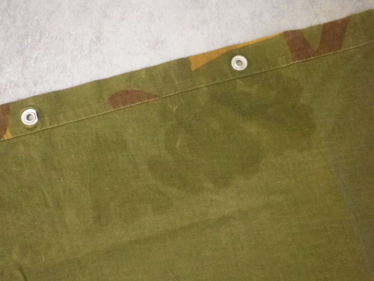 RHODESIAN BUSH WAR PICK UP -YUGOSLAV BIVVY/SHELTER, AS USED BY A SERVICEMAN -SIZE 174cmx163cm (8965)