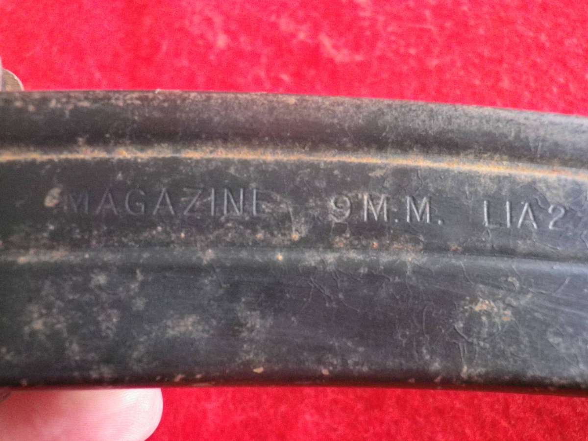 BRITISH ARMY + COMMONWEALTH - STIRLING MG 9mm MAG L1A2 - NOTE OTHER NUMBERS  (4079)
