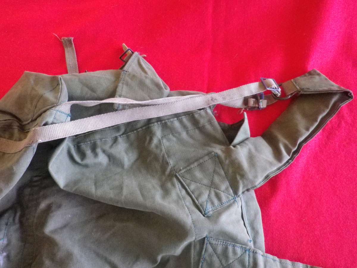 RHODESIAN ARMY - LARGE P69 RUCKSACK - SOME STRAPPING DAMAGED/MISSING   (8962)