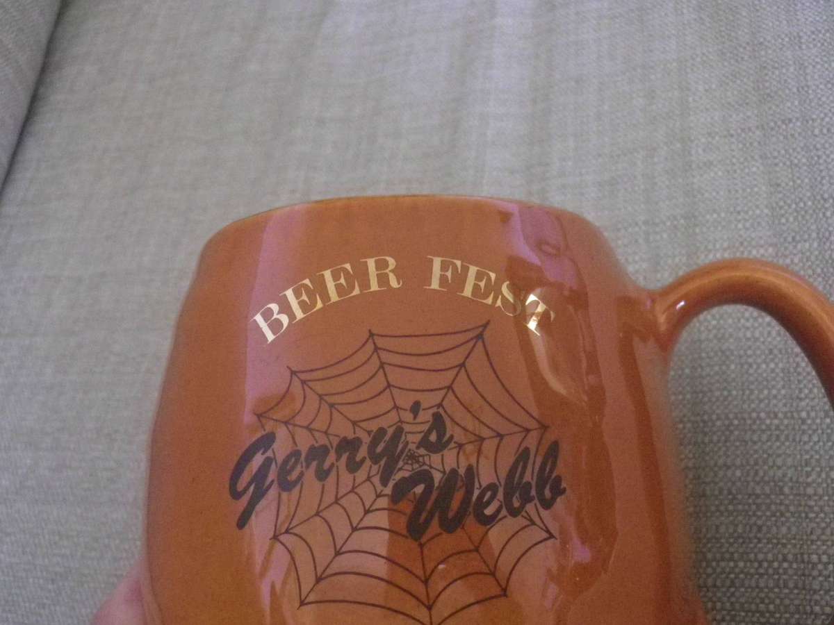 RHODESIA -GERRY'S WEB  WO1's + SGT's MESS -  INYANGA BEER FEST  MUG - MADE NORBEL       (285)