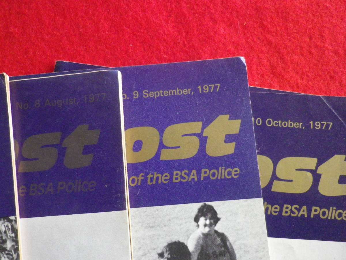 RHODESIA BSAP - OUTPOST MAGAZINES  - 10 X 1977   (MISSING  MAY & DECEMBER  )     (431)