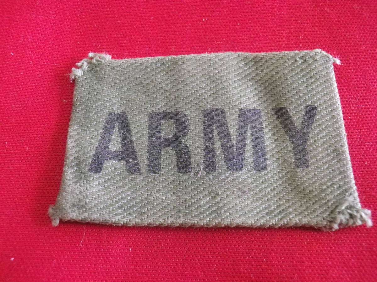 RHODESIAN ARMY - 1ST ISSUE TITLE - WORN ON SHOULDER      (299)
