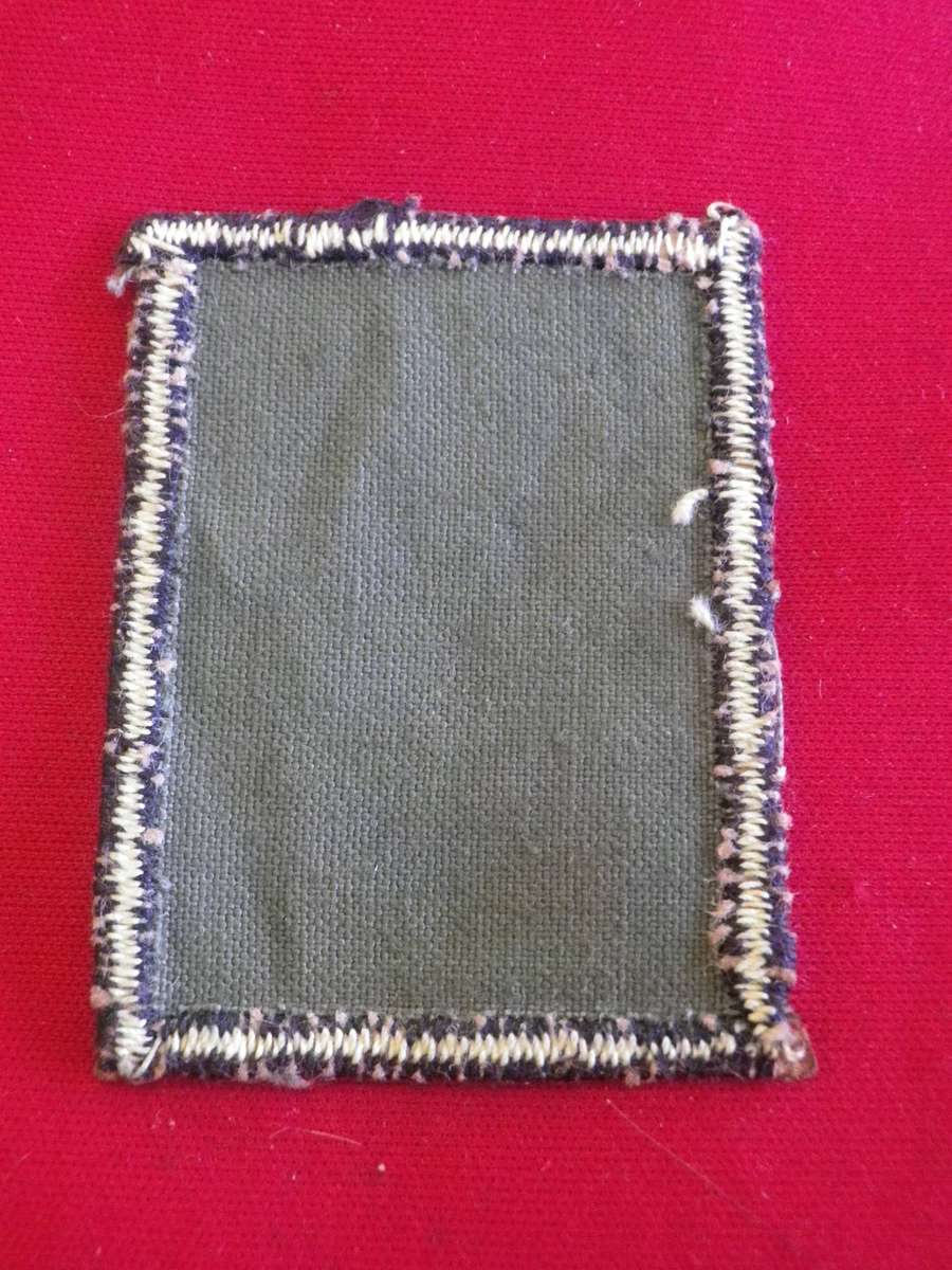 RHODESIAN ARMOURED CAR REGT. PRINTED BADGE FOR COMBAT CAP    (240)