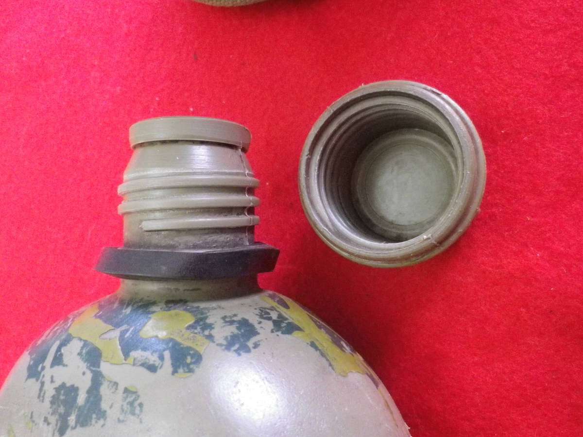 RHODESIAN ARMY - WATER BOTTLE (ENGRAVED TO A SELOUS SCOUT ) + P69 POUCH + FIRE BUCKET  (263)