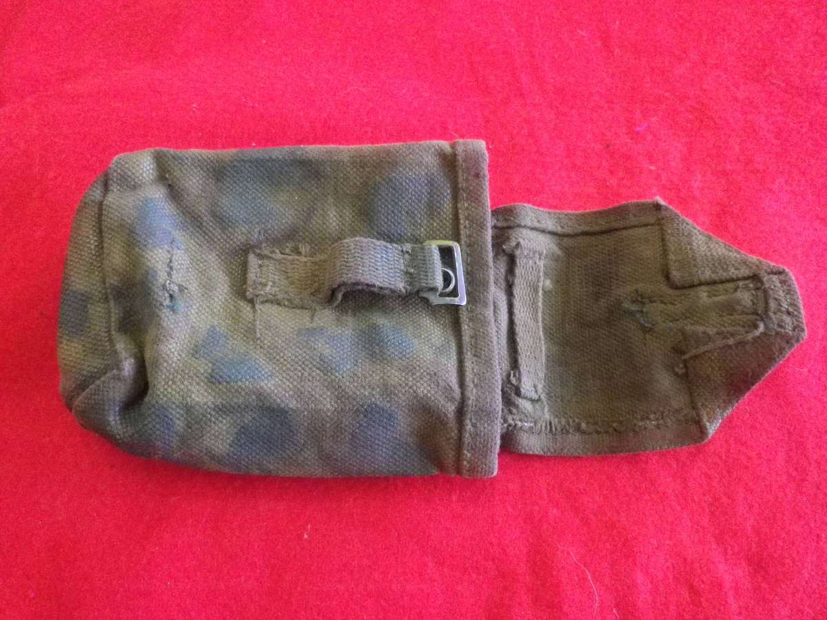 RHODESIAN ARMY - P69 CAMMO PAINTED AMMO POUCH - BELONGED TO A SELOUS SCOUT     (265)