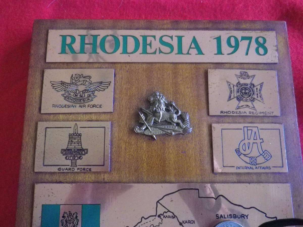RHODESIA - LARGE PRIVATELY MADE PERIOD PLAQUE.  UNIQUE - SIZE 23 x 35cm - READ BELOW  (406)