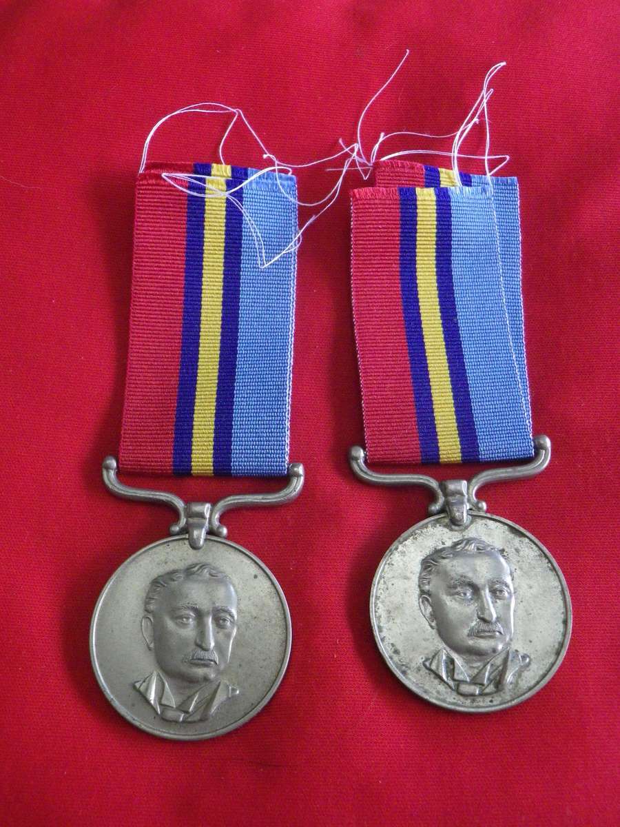 RHODESIAN PAIR OF FULL SIZE GENERAL SERVICE MEDAL (RhGSM) TO FAMILY GROUP STALS - SEE BELOW  (188)