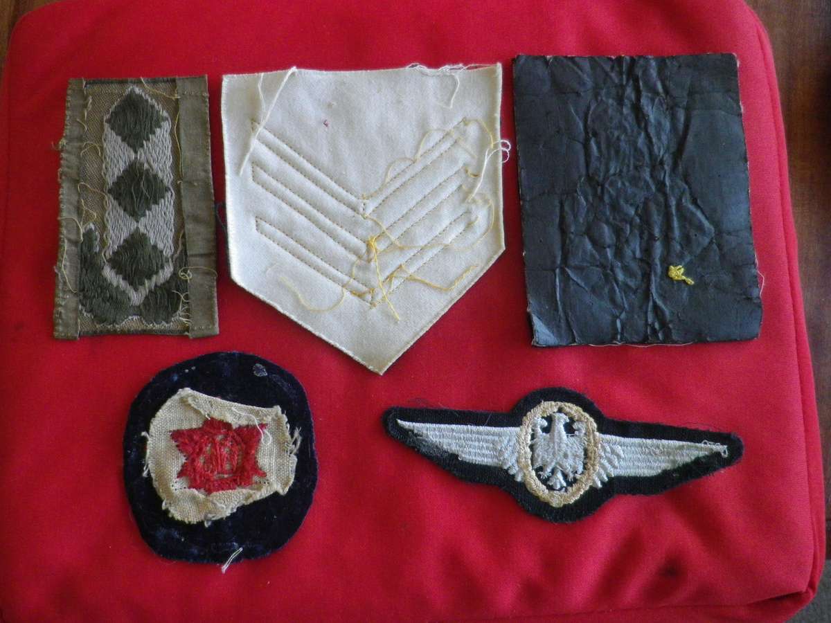 LOT OF UNKNOWN BADGES - INCL. RANKS ETC       WW2 ONWARDS          (8991)