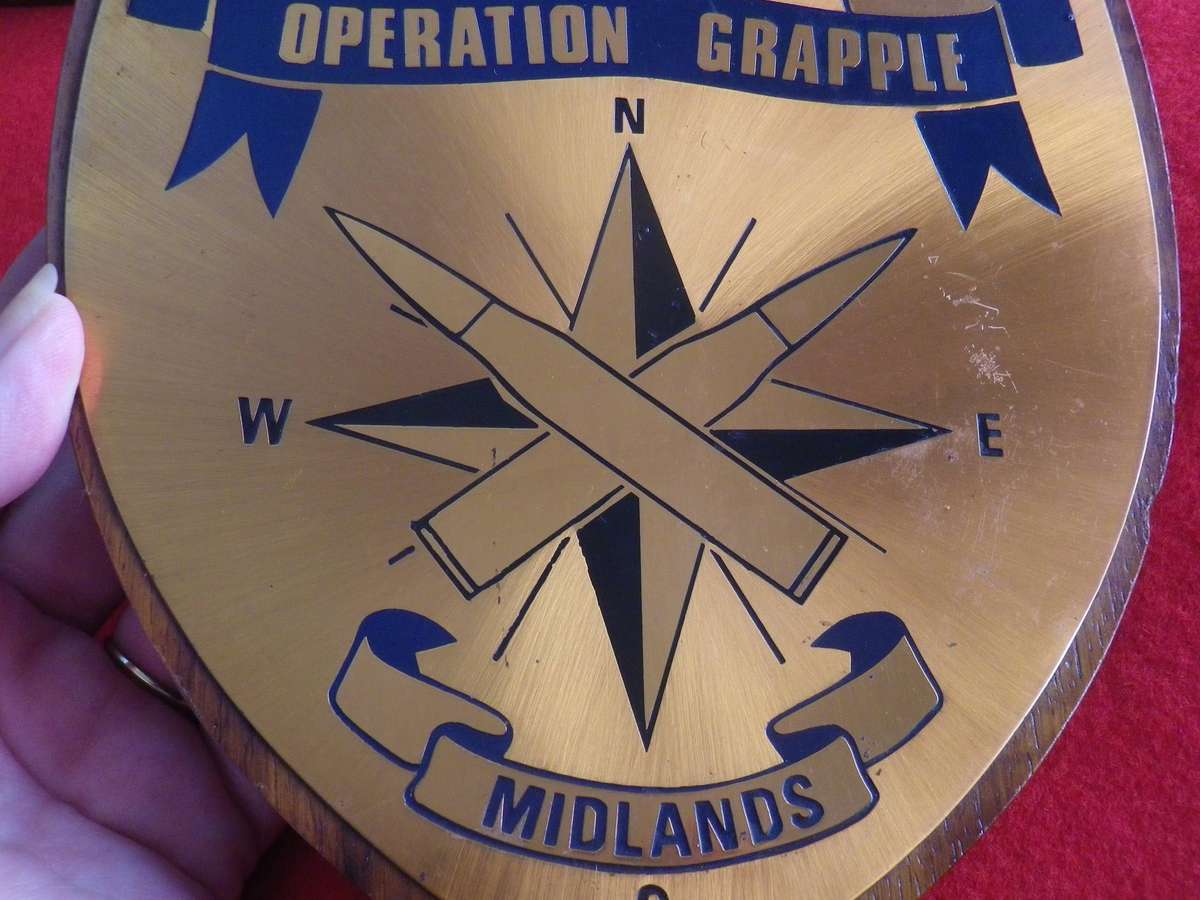 RHODESIAN ARMY - OPERATION GRAPPLE PLAQUE    (312)
