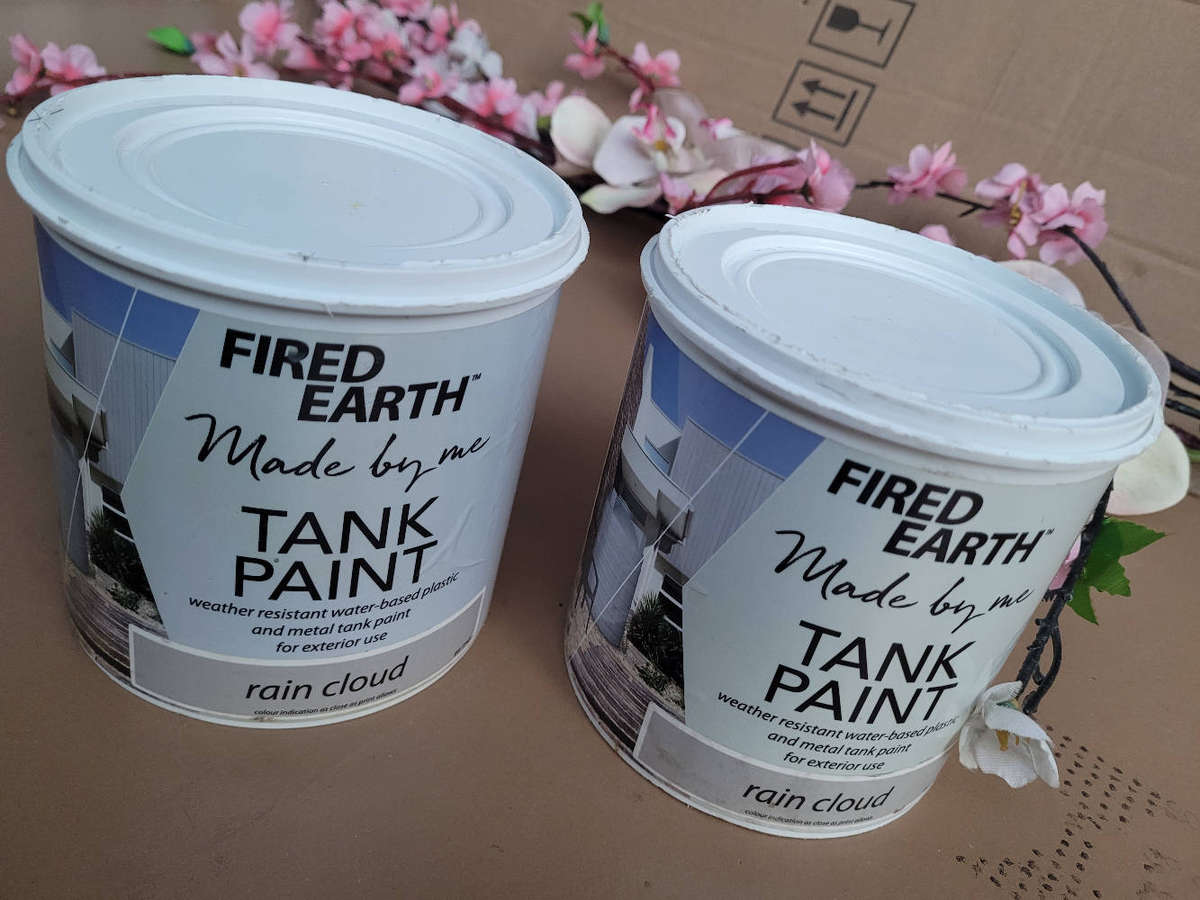 FIRED EARTH 1L Quality Weather-Resistant Metal/Plastic Tank Paint (Bid Per Piece-To Take Both)