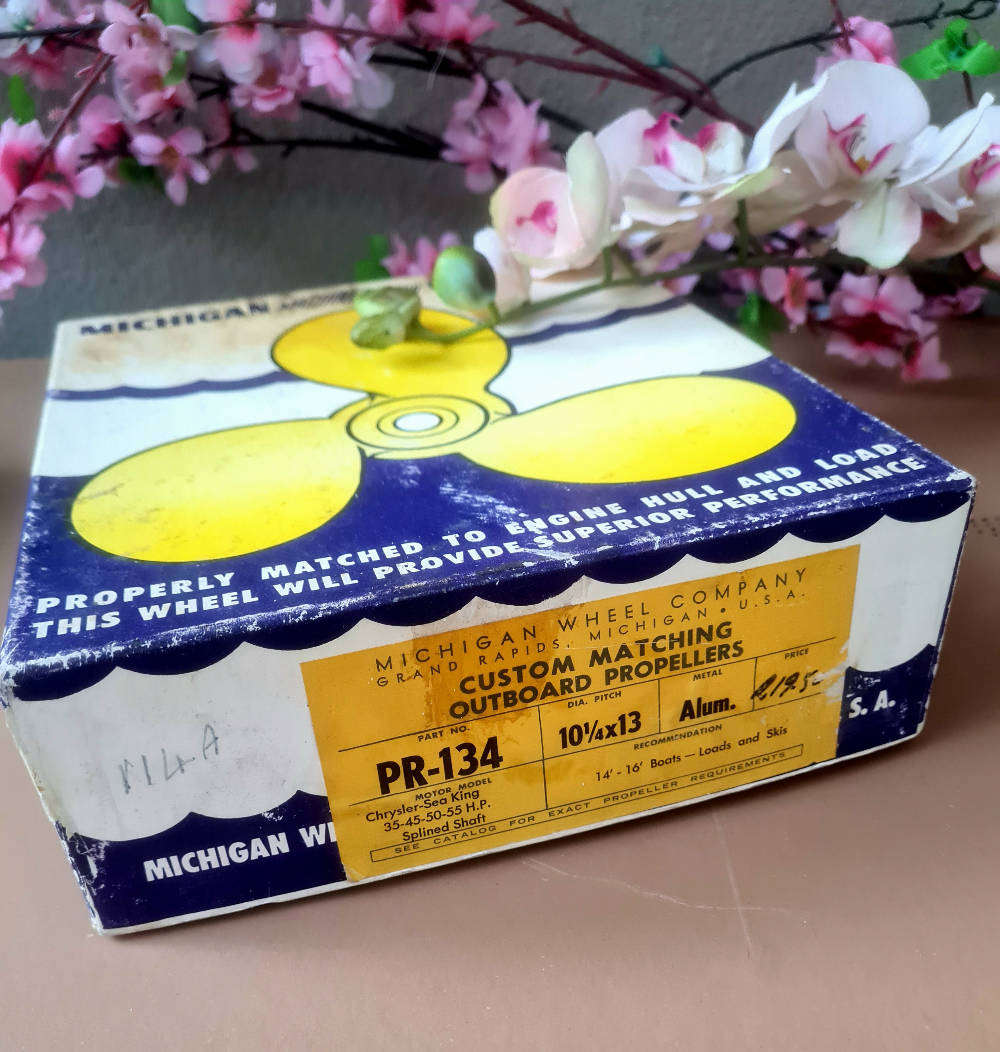 10-1/4x 13 Inch Vintage Solid Aluminium Outboard Boat Propeller (PR-134)