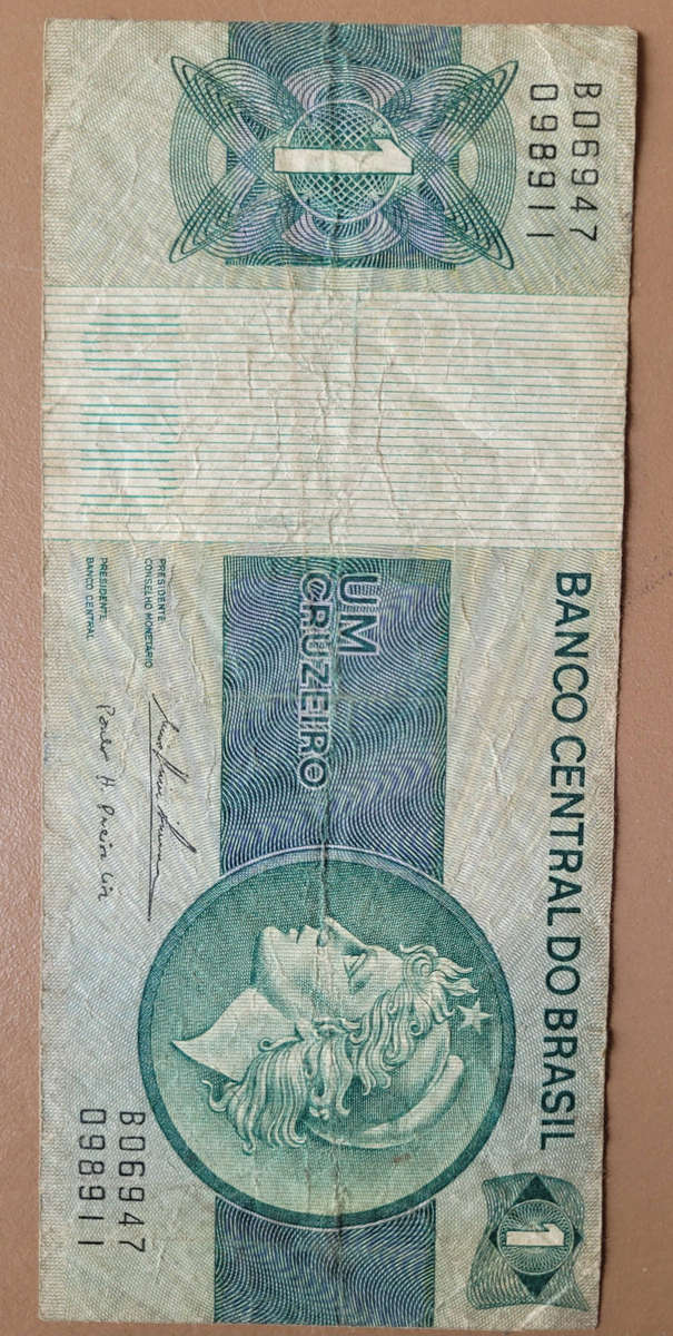 WORLD BANK NOTES #7 (As Pictured)  Bid Per Piece-To Take All 6x