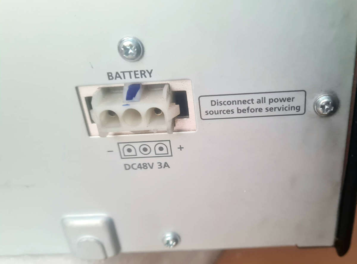 Hardly Used...Samsung OfficeServe 7200 PABX/Phone System