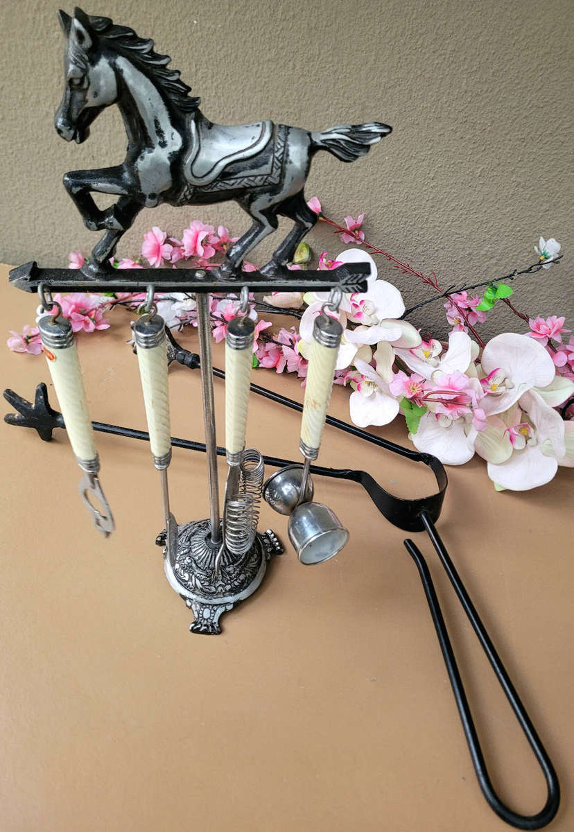 Kitchen Decorative Cutlery-As Pictured. (Bid Per Lot)