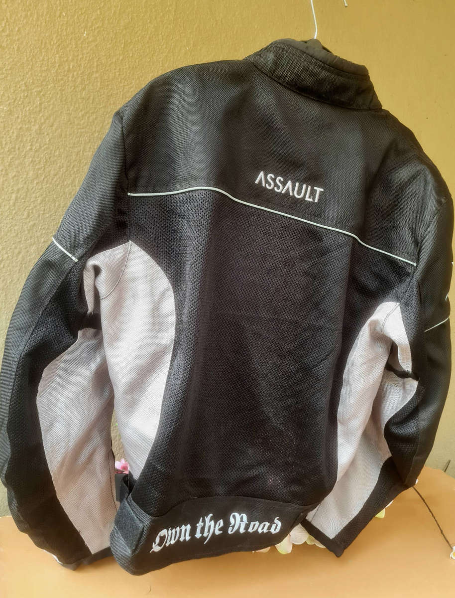 ASSSULT Quality Padded Bikers Jacket (S). USA 30 / ENGLAND 38