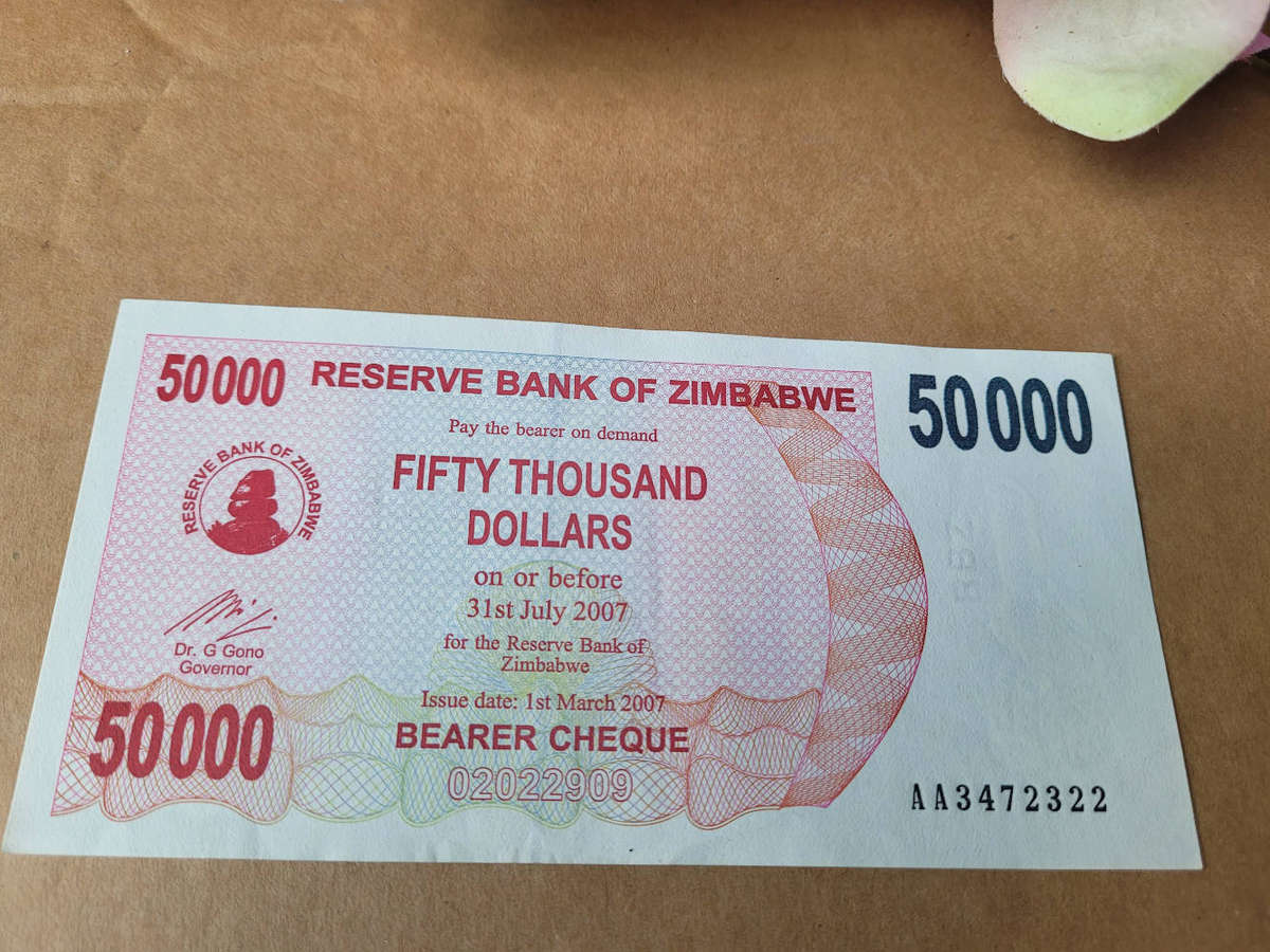 ZIMBABWE Early Hyper-Inflation Bank Notes (As Pictured)  Bid Per Piece-To Take All 5x