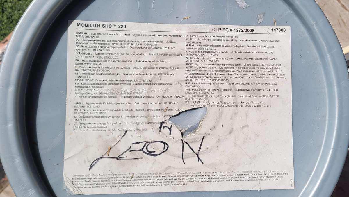 16 Kg High Quality Mobil Mobilith  SHC Extreme Pressure Lithium Compound Grease