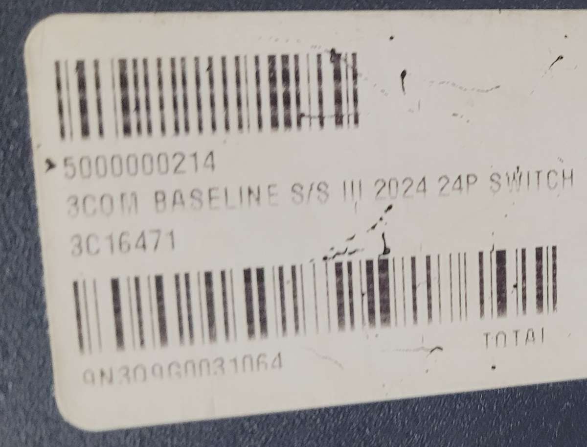 Clean USED 24-Port 3-Com BASELINE SWITCH (3C16471B)