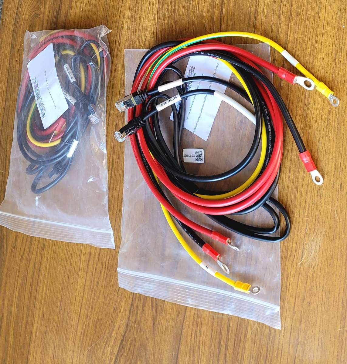 Fox ESS 2nd Life 2.56Kwh Li-Ion Battery Cable Pack. (Bid Per Piece)