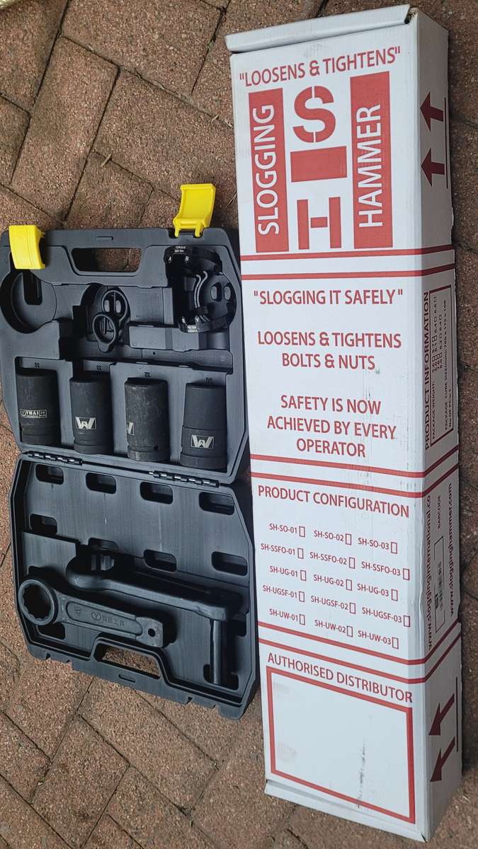 Slogging Hammer & 1/2" Square Drive Deep Socket Impact Set