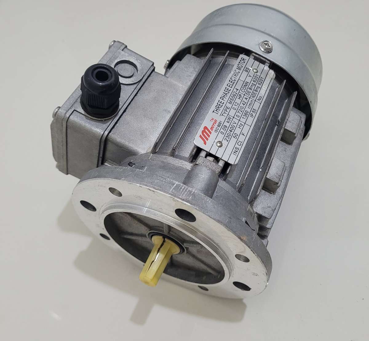 UNUSED 0.09Kw BMG 3-Phase Electric Motor. 0.12Hp, 1360 R/per Min
