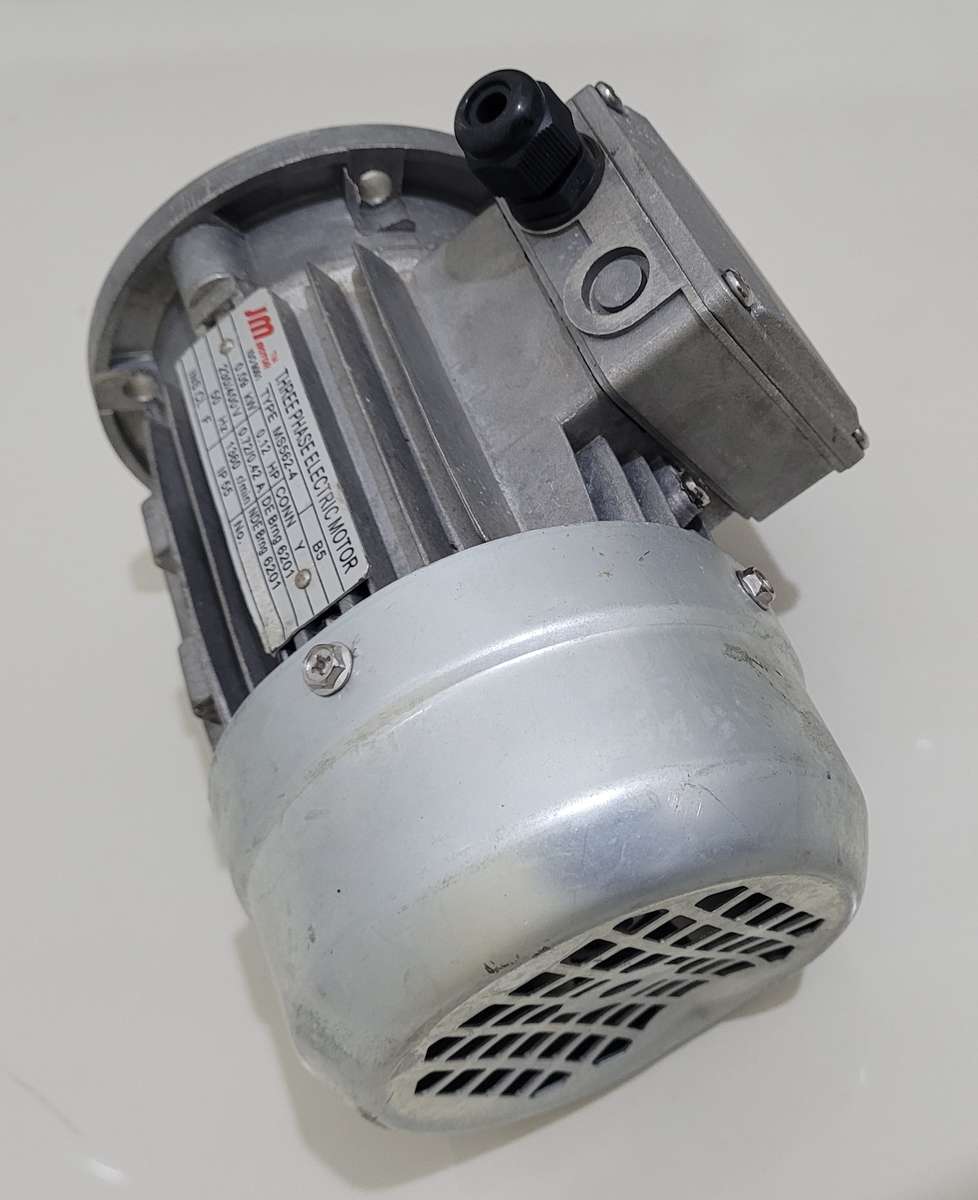 UNUSED 0.09Kw BMG 3-Phase Electric Motor. 0.12Hp, 1360 R/per Min