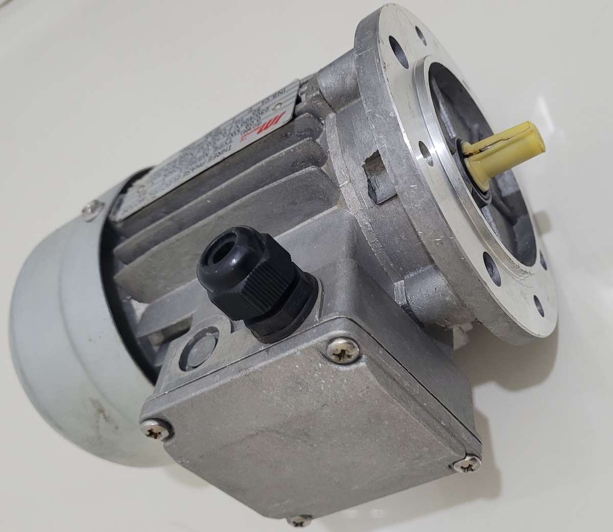 UNUSED 0.09Kw BMG 3-Phase Electric Motor. 0.12Hp, 1360 R/per Min