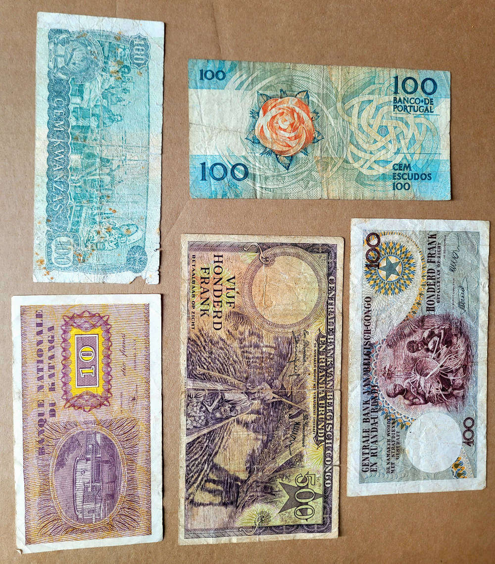 WORLD Bank Notes (As Pictured)  Bid Per Piece-To Take All 5x