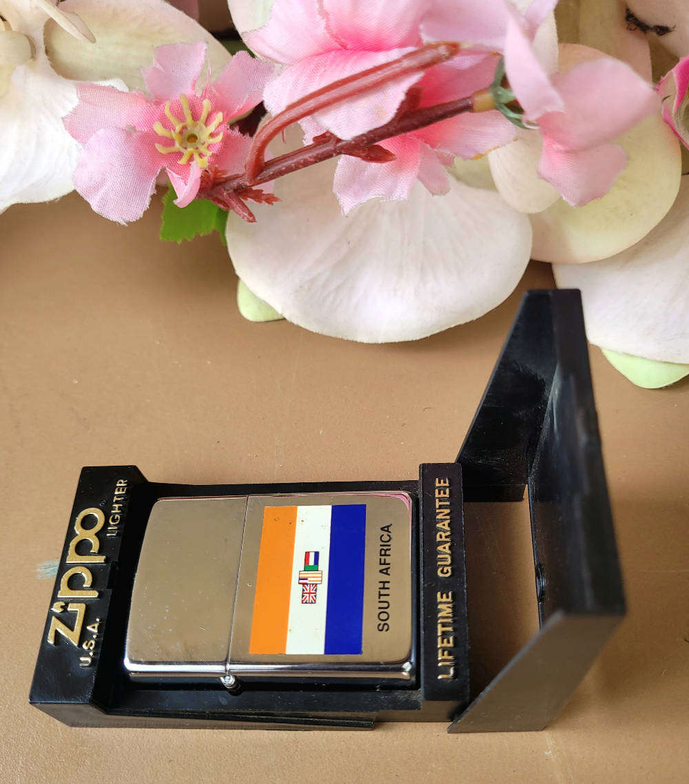 Vintage ZIPPO (USA) Semi-Collectable Lighter. (To be Refilled)