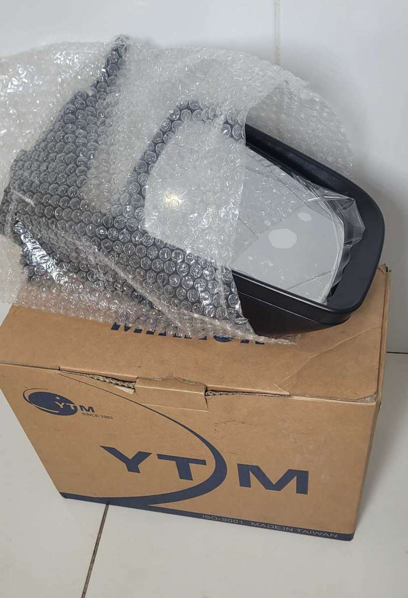 Ford Ranger Right Hand Electric Mirror . See Photos For Item Description