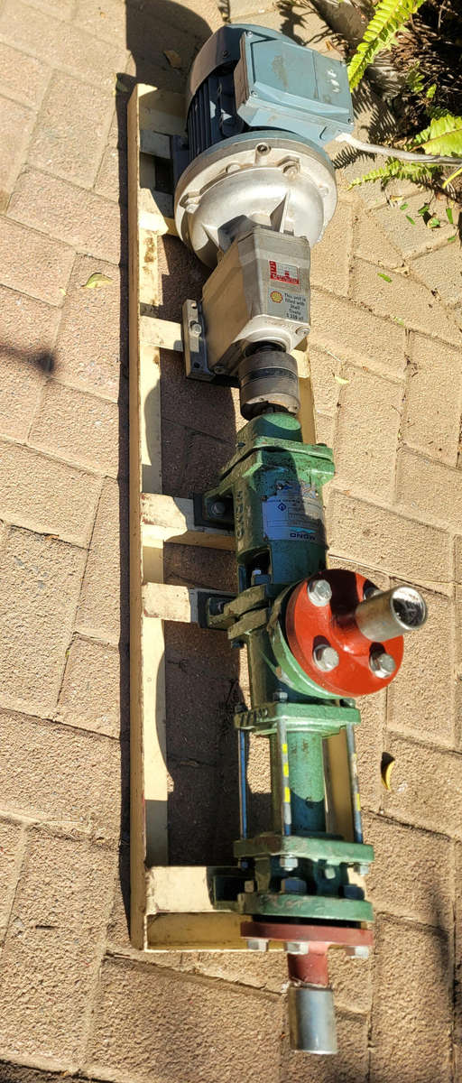 Shell Horizontal Centrifugal Pump. 3-Phase, 400V Electric Induction Motor  (2 Of 2)