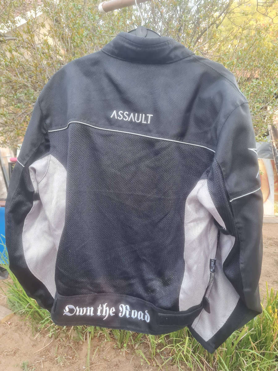 ASSSULT Quality Padded Bikers Jacket (S). USA 30 / ENGLAND 38