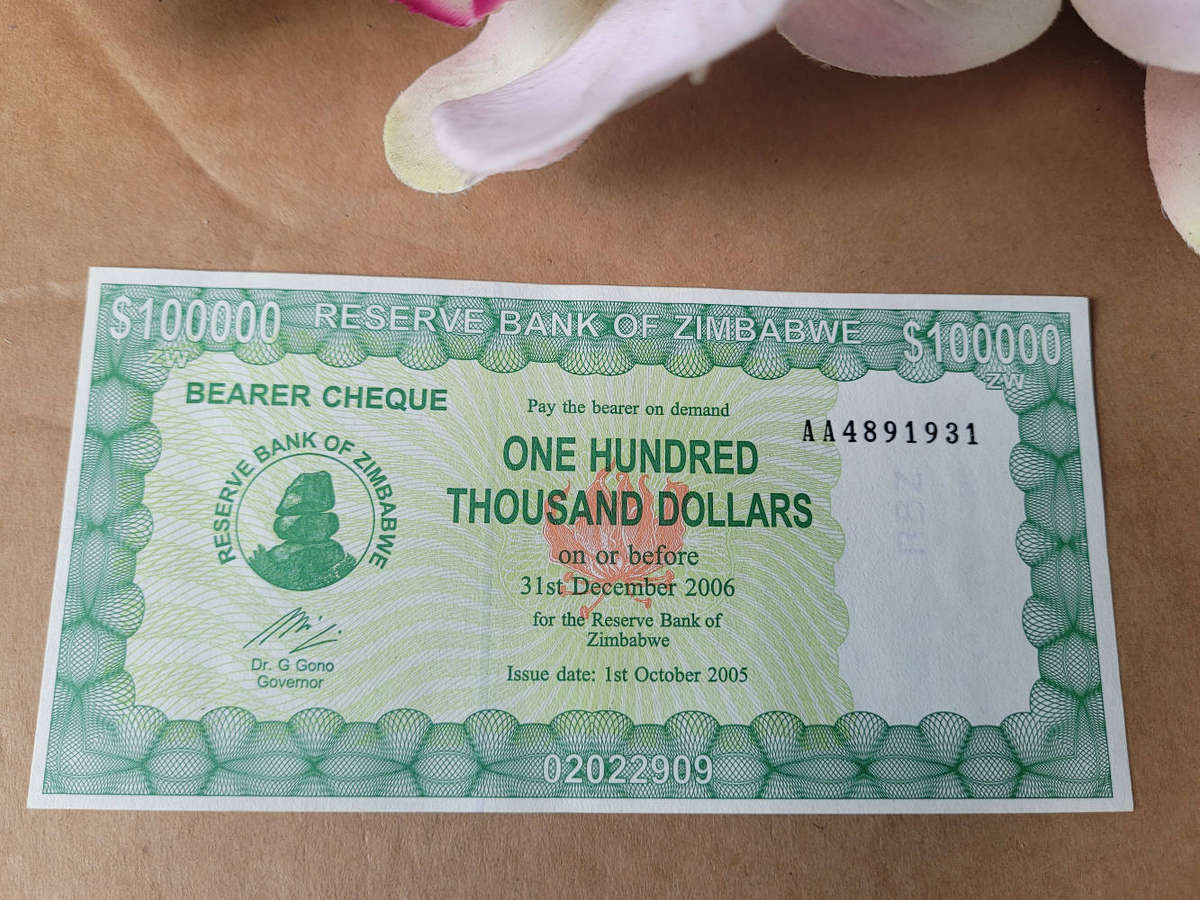 ZIMBABWE Early Hyper-Inflation Bank Notes (As Pictured)  Bid Per Piece-To Take All 5x