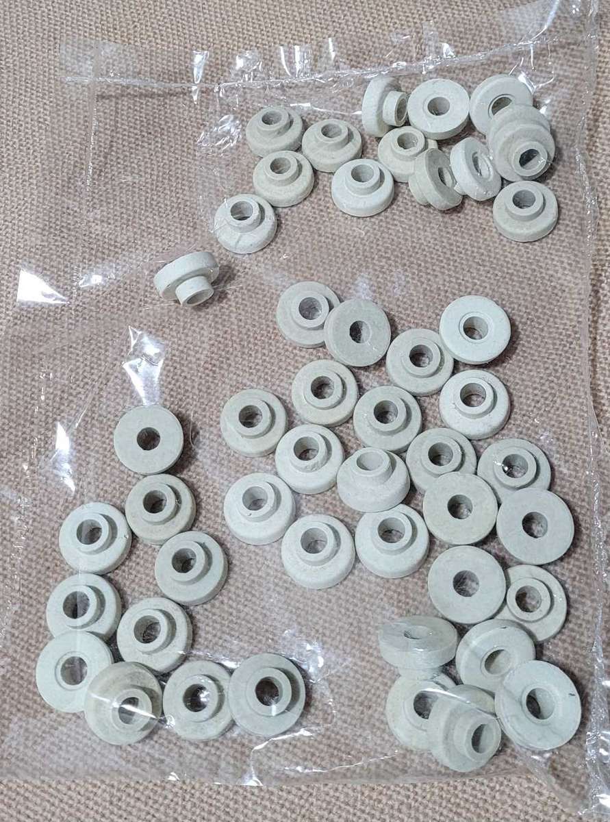 50-Pack Transistor Insulation Bushings (Bid Per Pack Of 50x)